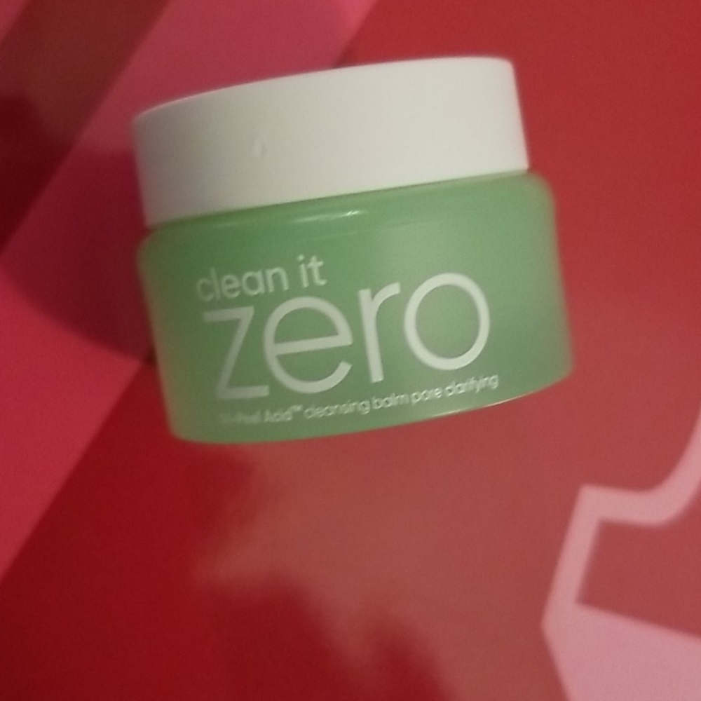 4/25 bundle item. Banila Co Clarifying Cleansing Balm!